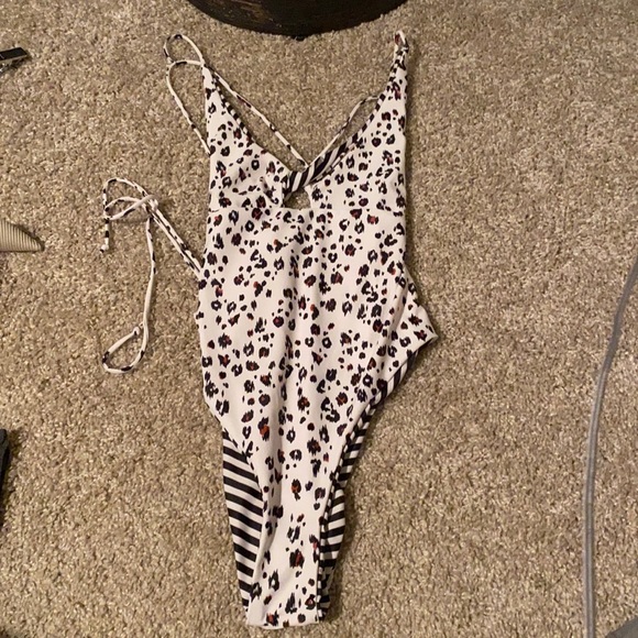 PacSun Other - Swim suit can be work two different ways like new gently used